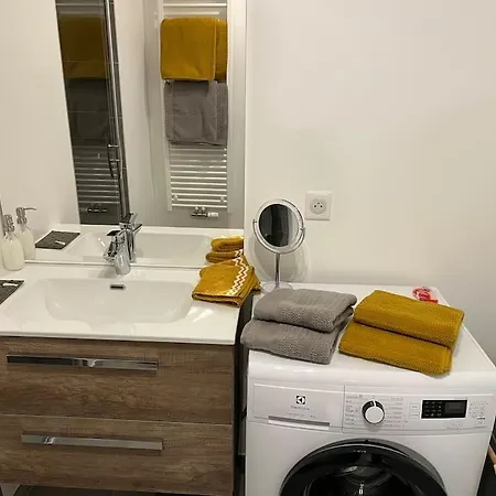 La Sonate Au Bord Du Et De La Vieille Apartment *