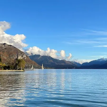 La Sonate Au Bord Du Et De La Vieille